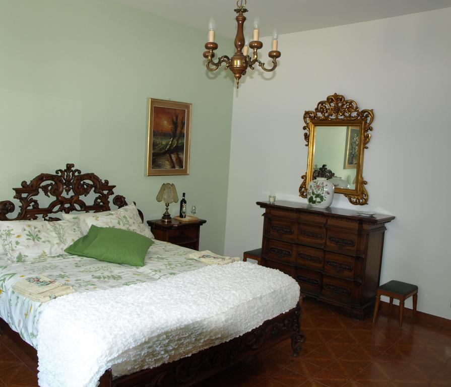 Montiglio B&B Vigneto Pardom מראה חיצוני תמונה