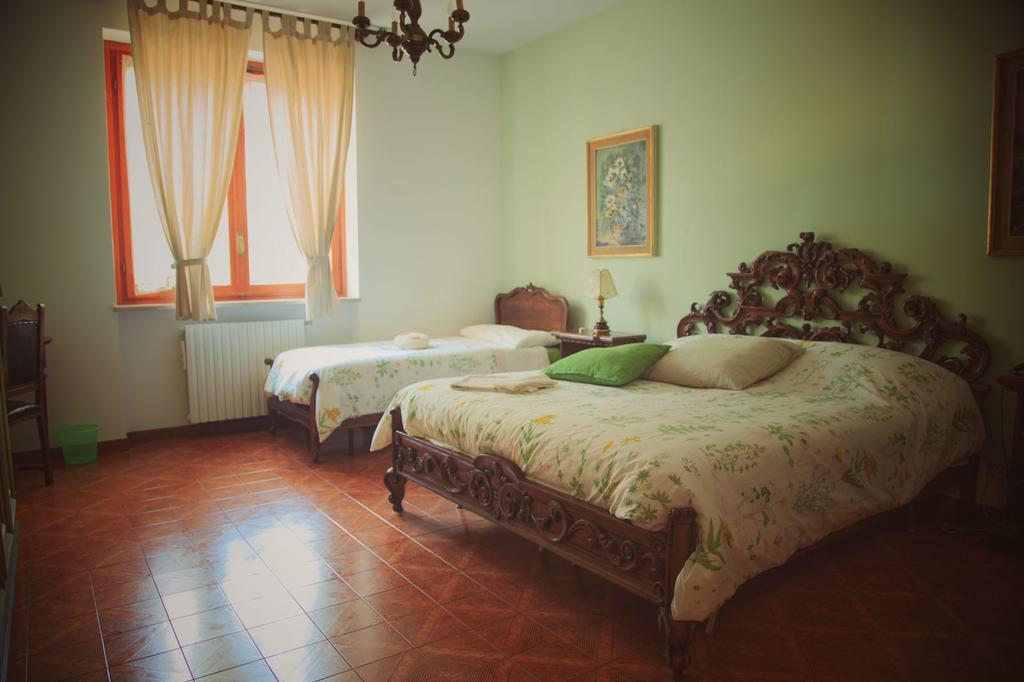Montiglio B&B Vigneto Pardom מראה חיצוני תמונה